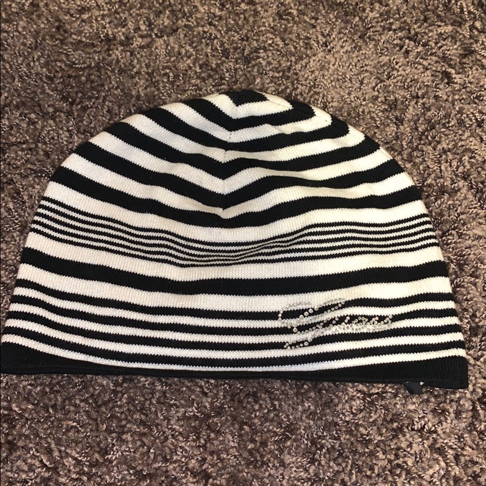 Guess Beanie